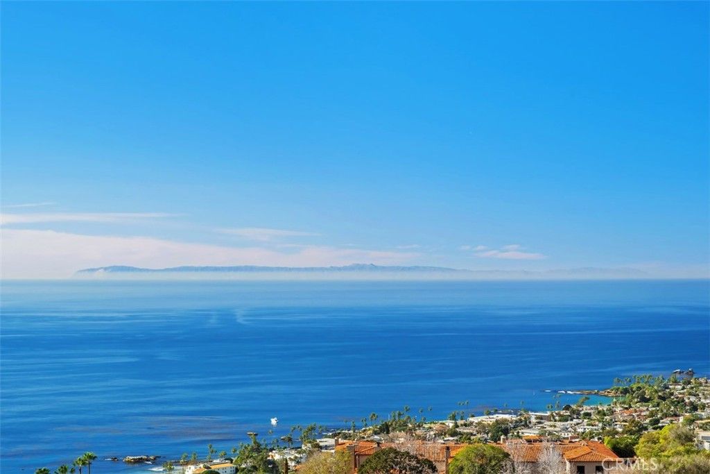 Image 23 of property listing at 1425 Samoa Way, Laguna Beach, CA 92651