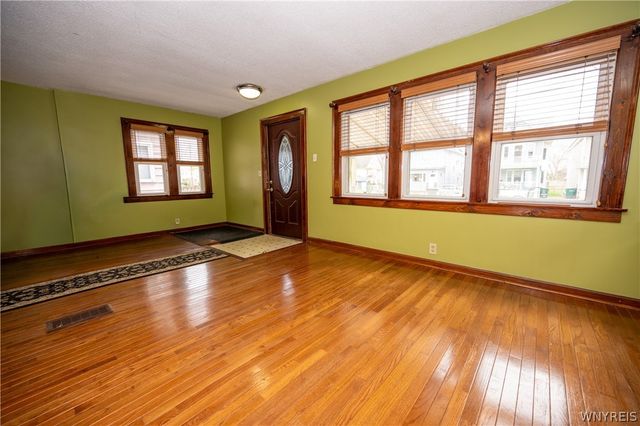 60 Indian Church Road, Buffalo, NY 14210