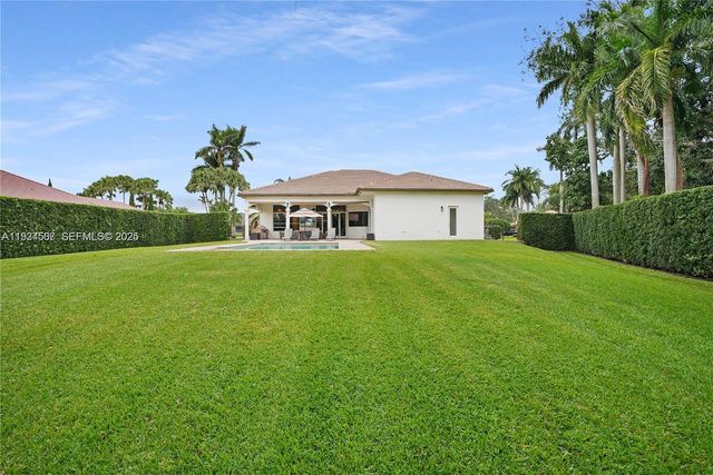 11242 SW 25th Ct, Davie, FL 33325