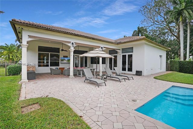 11242 SW 25th Ct, Davie, FL 33325