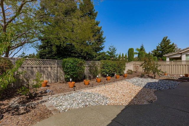 1895 Laurelhurst Ln, Lincoln, CA 95648