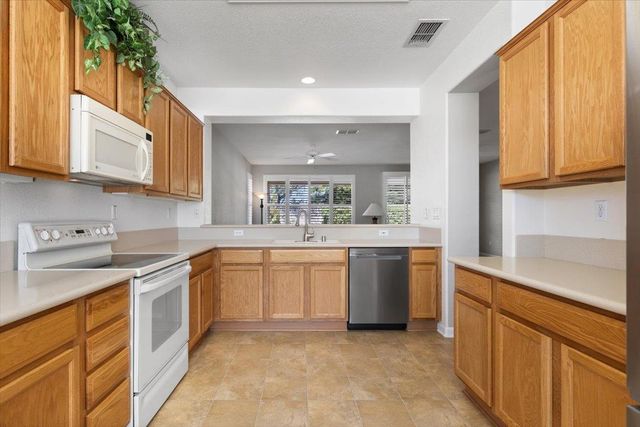1895 Laurelhurst Ln, Lincoln, CA 95648