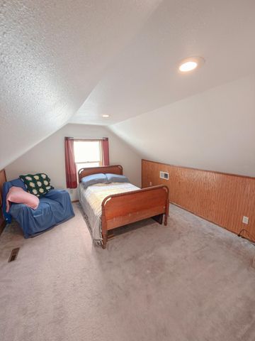 4438 Yates Avenue N, Crystal, MN 55422