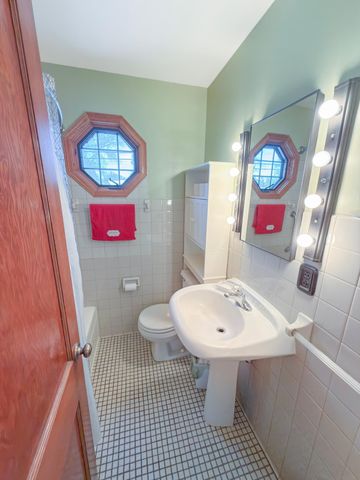 4438 Yates Avenue N, Crystal, MN 55422