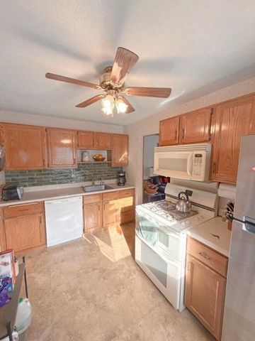 4438 Yates Avenue N, Crystal, MN 55422