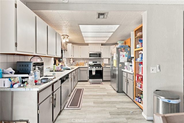 26277 28th, Highland, CA 92346