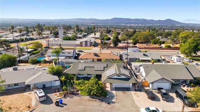 26277 28th, Highland, CA 92346