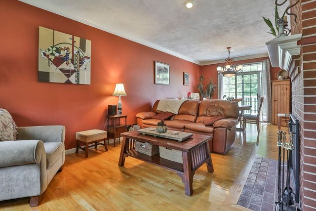 12 Wright Farm Rd 12, Atkinson, NH 03811