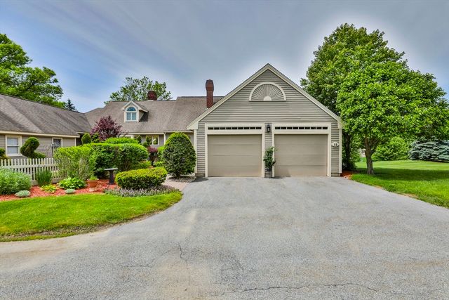 12 Wright Farm Rd 12, Atkinson, NH 03811