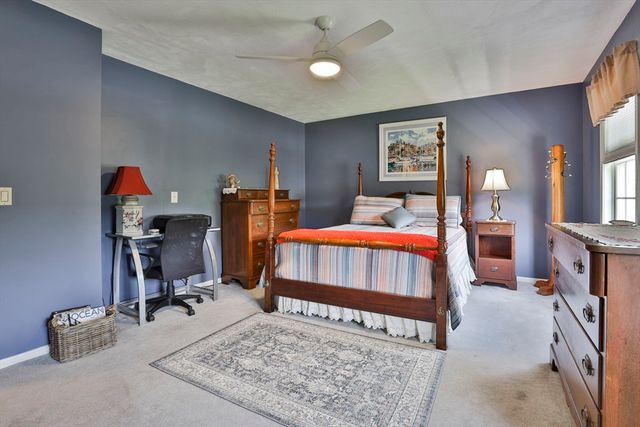 12 Wright Farm Rd 12, Atkinson, NH 03811
