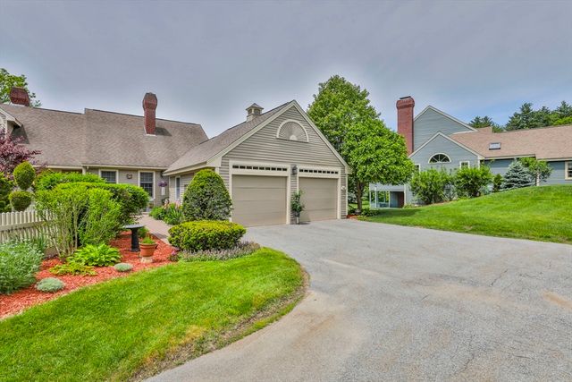 12 Wright Farm Rd 12, Atkinson, NH 03811