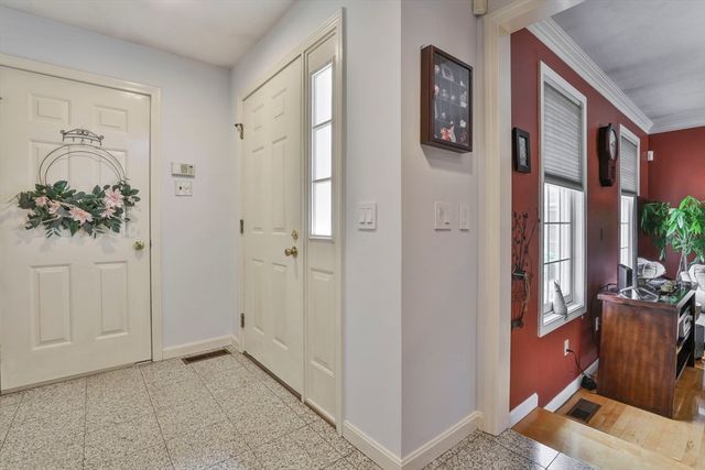 12 Wright Farm Rd 12, Atkinson, NH 03811