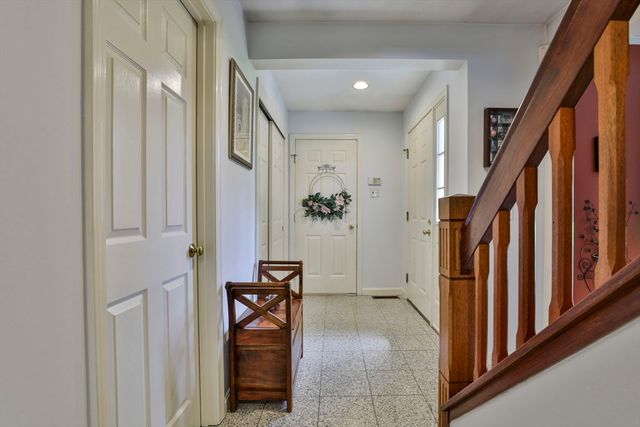 12 Wright Farm Rd 12, Atkinson, NH 03811