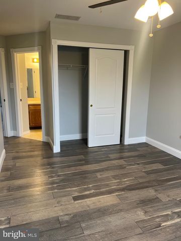 122 WILSON LN, Berlin, NJ 08009