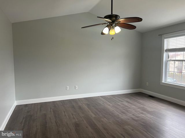 122 WILSON LN, Berlin, NJ 08009