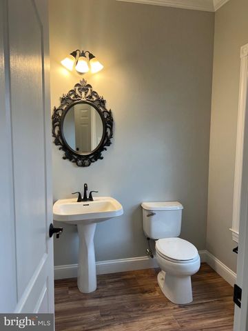 122 WILSON LN, Berlin, NJ 08009