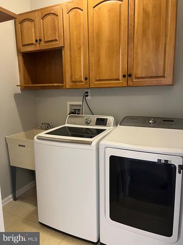 122 WILSON LN, Berlin, NJ 08009