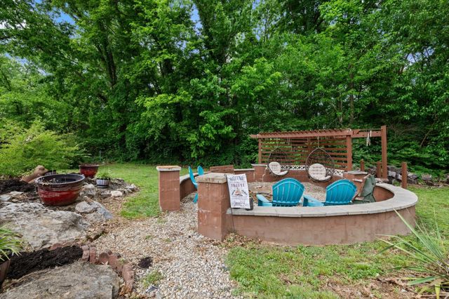 843 Percy Warner Blvd, Nashville, TN 37205
