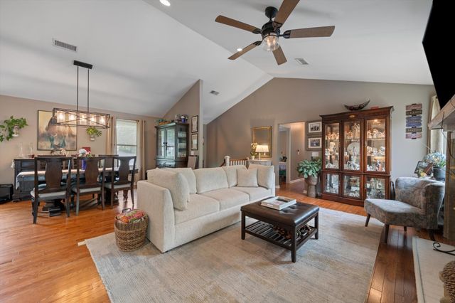 843 Percy Warner Blvd, Nashville, TN 37205
