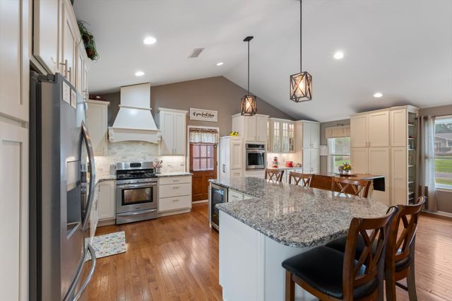 843 Percy Warner Blvd, Nashville, TN 37205