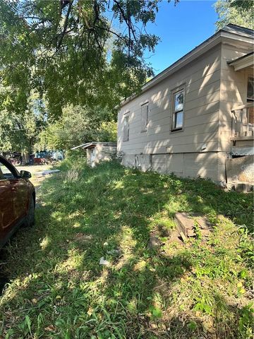 525 Blue Ridge Boulevard, Kansas City, MO 64125