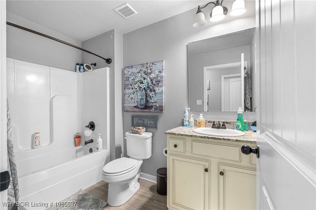 1001 Springhill Road, Barling, AR 72923