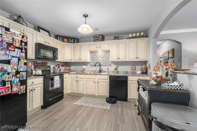 1001 Springhill Road, Barling, AR 72923