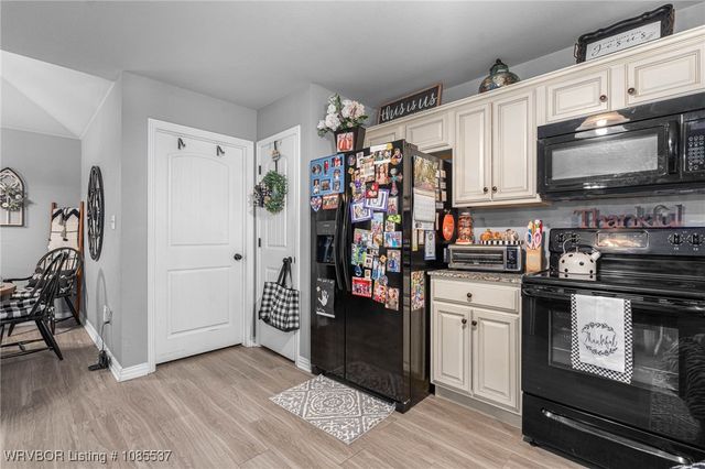 1001 Springhill Road, Barling, AR 72923