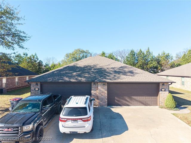 1001 Springhill Road, Barling, AR 72923