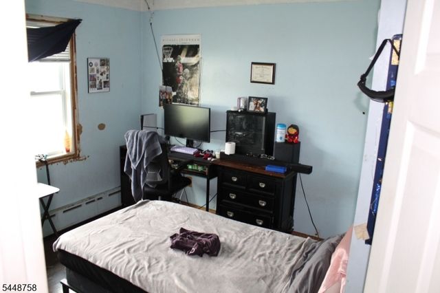 1123 Dukes Pkwy, Manville Boro, NJ 08835