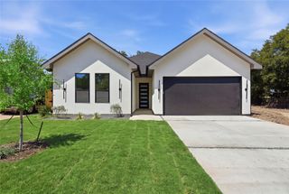 1327 E Waco Avenue, Dallas, TX 75216