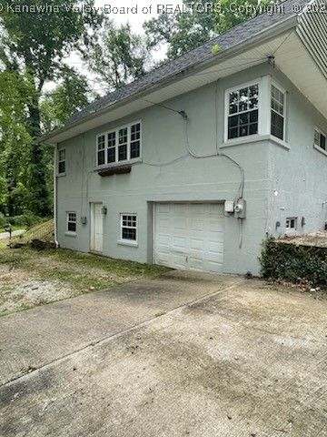 1230 Stone Road, Charleston, WV 25314