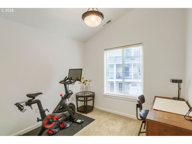 2047 Ne 49TH Way, Hillsboro, OR 97124