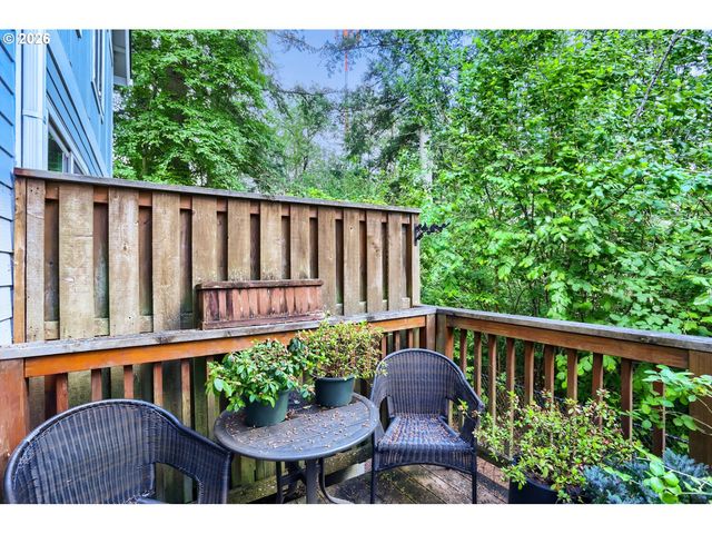 2047 Ne 49TH Way, Hillsboro, OR 97124