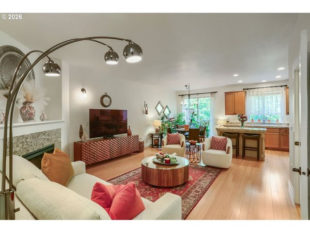 2047 Ne 49TH Way, Hillsboro, OR 97124