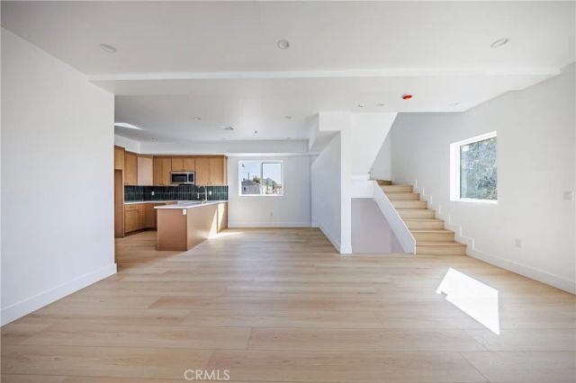 3440 West, Los Angeles, CA 90016