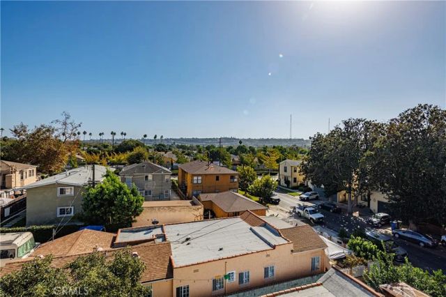 3440 West, Los Angeles, CA 90016