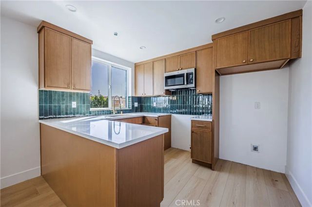 3440 West, Los Angeles, CA 90016