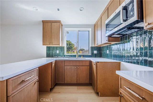 3440 West, Los Angeles, CA 90016
