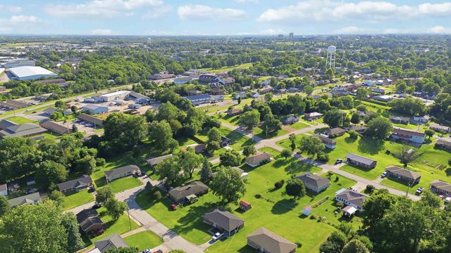 201 Overland Drive, Richmond, KY 40475