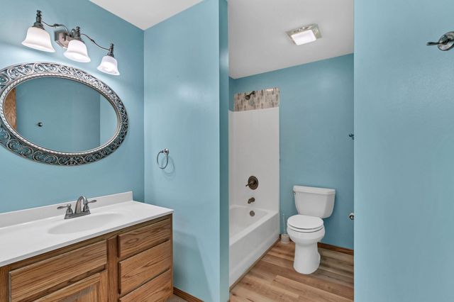 1307 W Hannah Lane, Haysville, KS 67060