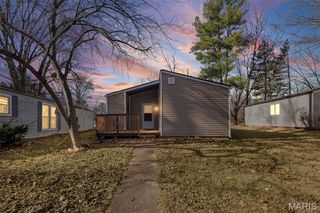 6 Wintergreen Drive, Glen Carbon, IL 62034