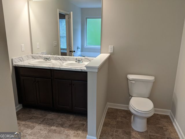 284 Magnaview Drive, Mcdonough, GA 30253