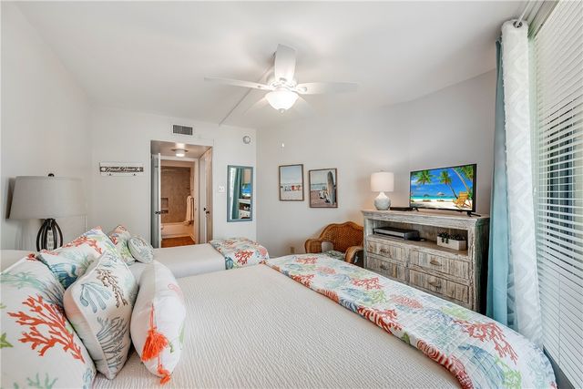 6745 Seacomber Dr 203, Port Aransas, TX 78373