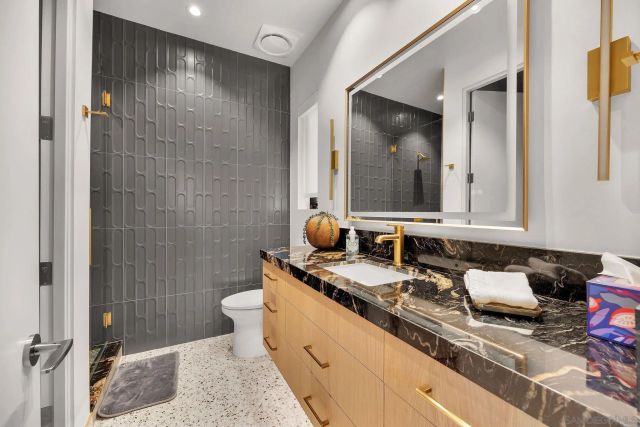 8166 Paseo Del Ocaso, La Jolla, CA 92037