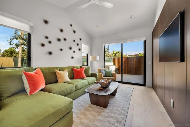 8166 Paseo Del Ocaso, La Jolla, CA 92037