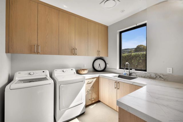 8166 Paseo Del Ocaso, La Jolla, CA 92037