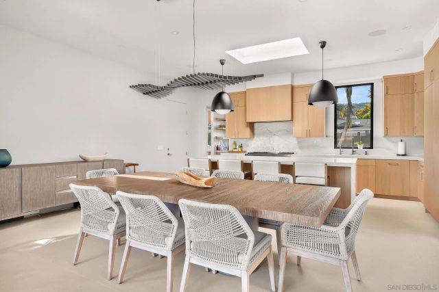 8166 Paseo Del Ocaso, La Jolla, CA 92037