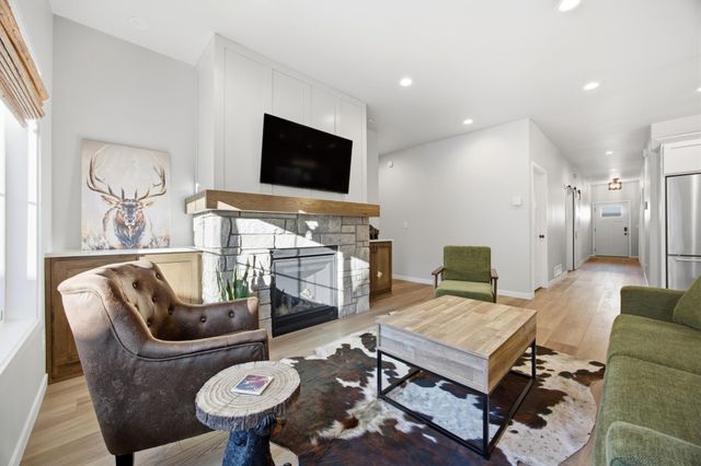 4168 Arthur Drive S, Fargo, ND 58104