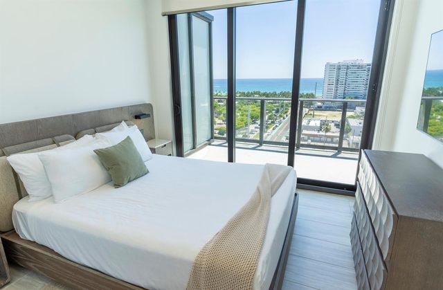 580 72nd Street 1102, Miami Beach, FL 33141